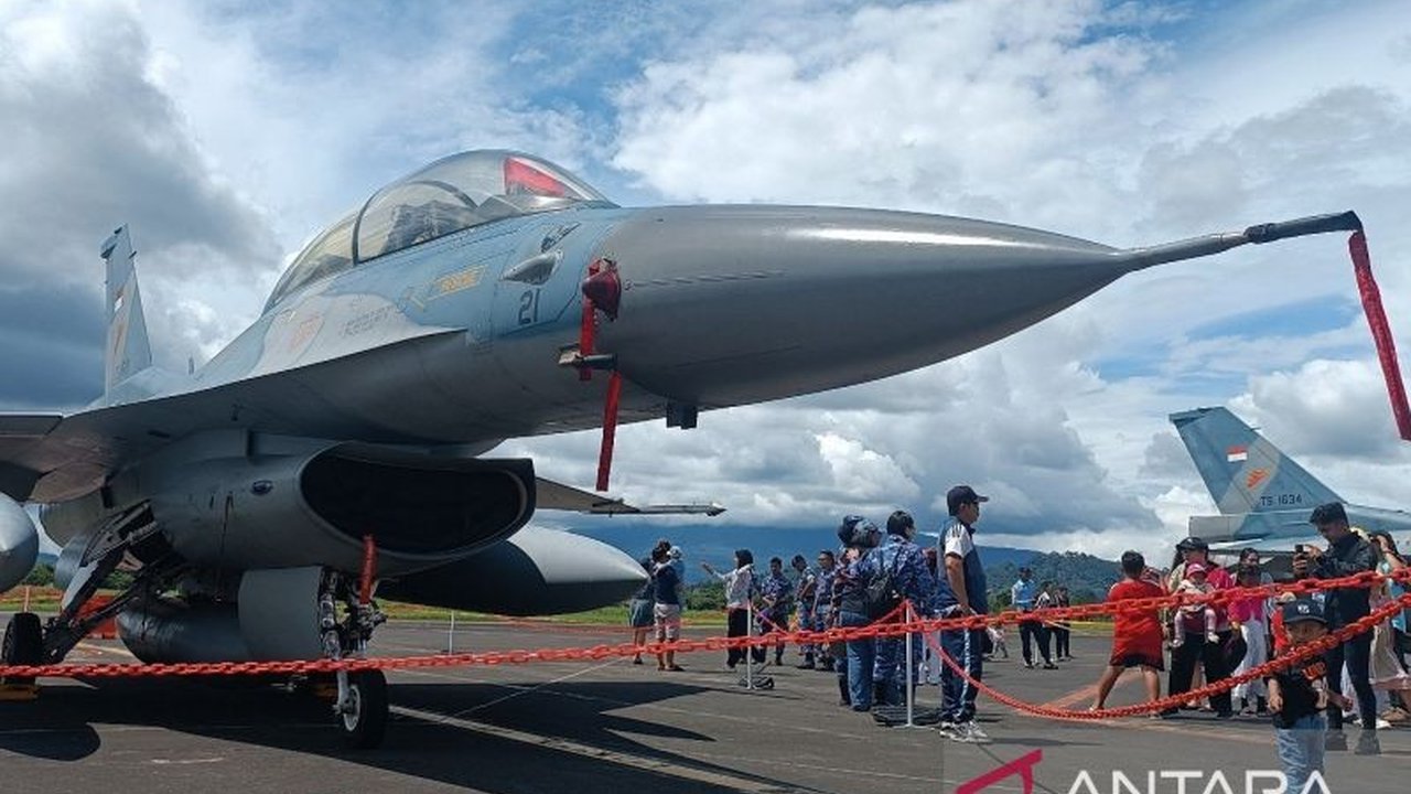 TNI AU meningkatkan pengamanan wilayah udara di utara Sulawesi Utara dengan mengerahkan pesawat tempur dan dukungan SAR untuk mencegah pelanggaran wilayah udara oleh pesawat asing.