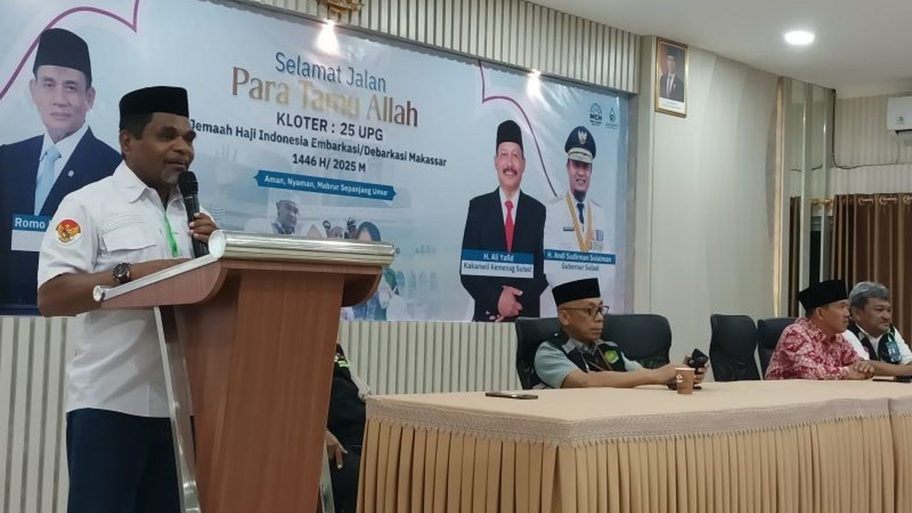 Seorang calon haji asal Papua Barat batal berangkat ke Tanah Suci karena sakit dan dirujuk ke rumah sakit untuk perawatan lebih lanjut.