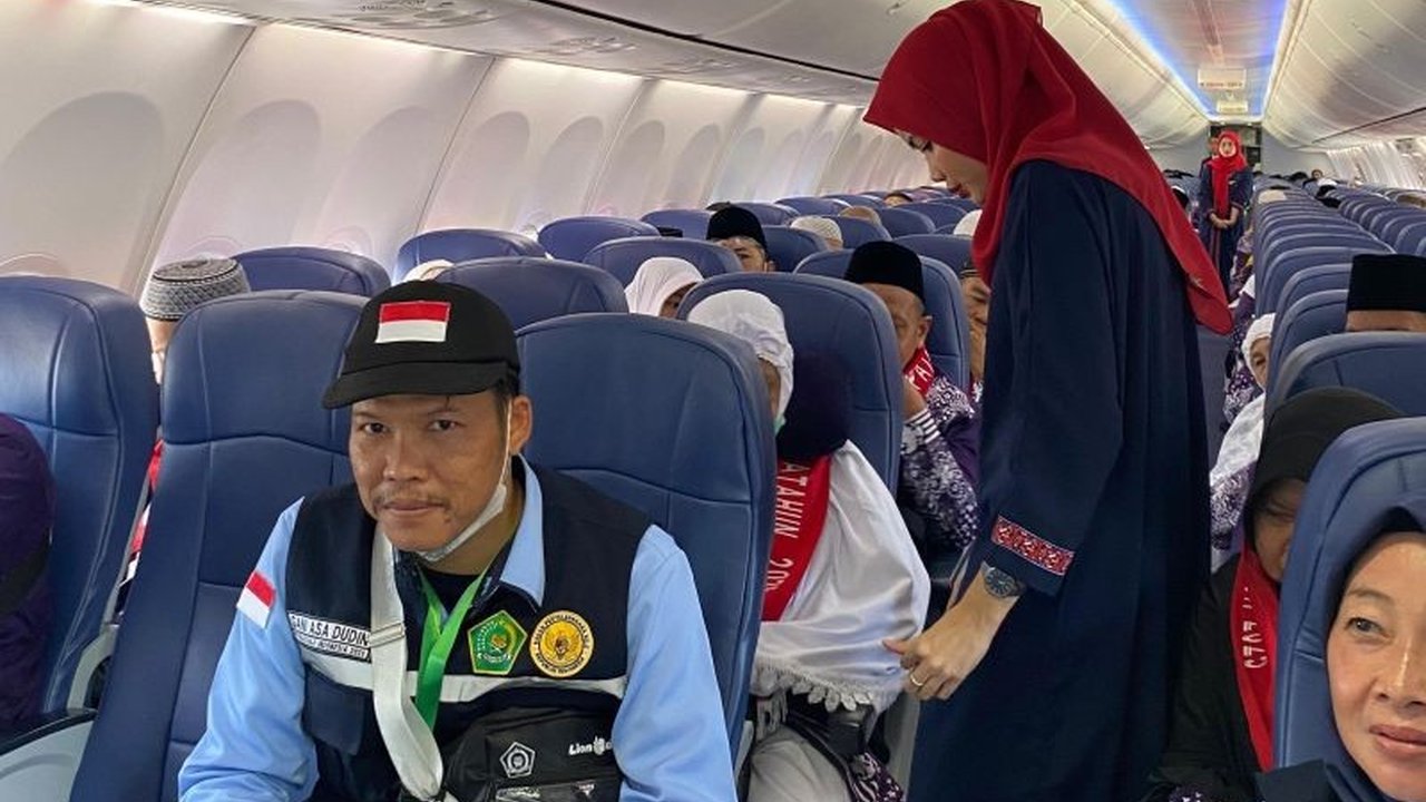 Lion Air sukses menerbangkan 1.644 jemaah haji Bengkulu dengan 8 penerbangan menggunakan Boeing 737-900ER menuju Tanah Suci.