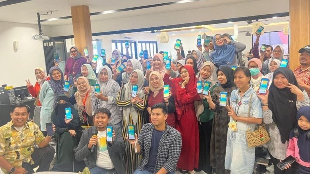 BSI melalui UMKM Center berhasil membina 4.803 UMKM di Indonesia, memberikan pelatihan, sertifikasi halal, dan fasilitas digitalisasi transaksi.