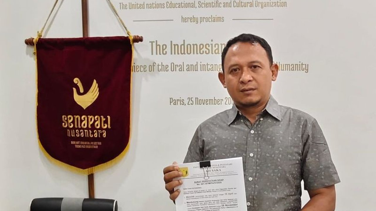 Senapati Nusantara mempertanyakan penetapan Hari Keris Nasional 19 April, usulkan tanggal 25 November sesuai pengakuan UNESCO.