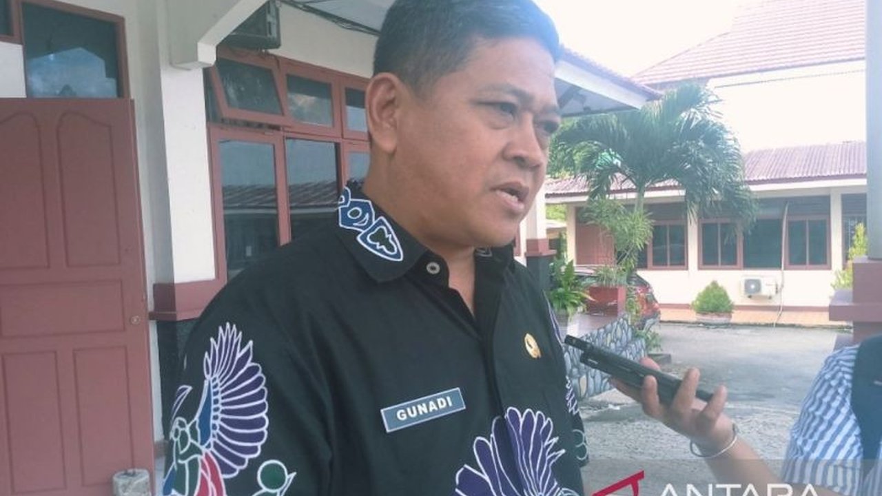 Pemkab Biak Numfor alokasikan Rp24,3 miliar untuk gaji ke-13 bagi 5.330 ASN, yang dijadwalkan cair pada Juni 2025 mendatang.