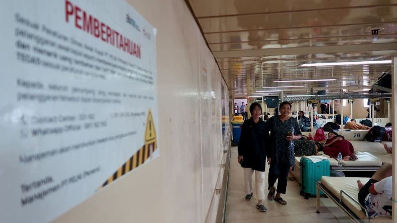 Pelindo menerapkan standardisasi terminal roro di Pelabuhan Lembar untuk meningkatkan produktivitas, efisiensi, dan keselamatan layanan pelabuhan.