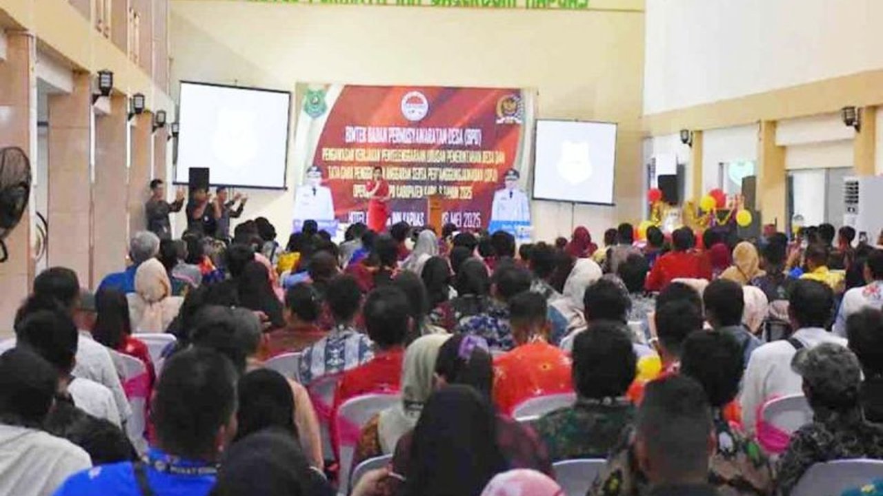 Pemkab Kapuas berkomitmen membina dan mengawasi desa melalui berbagai OPD agar pemerintahan desa berjalan baik dan sesuai aturan.