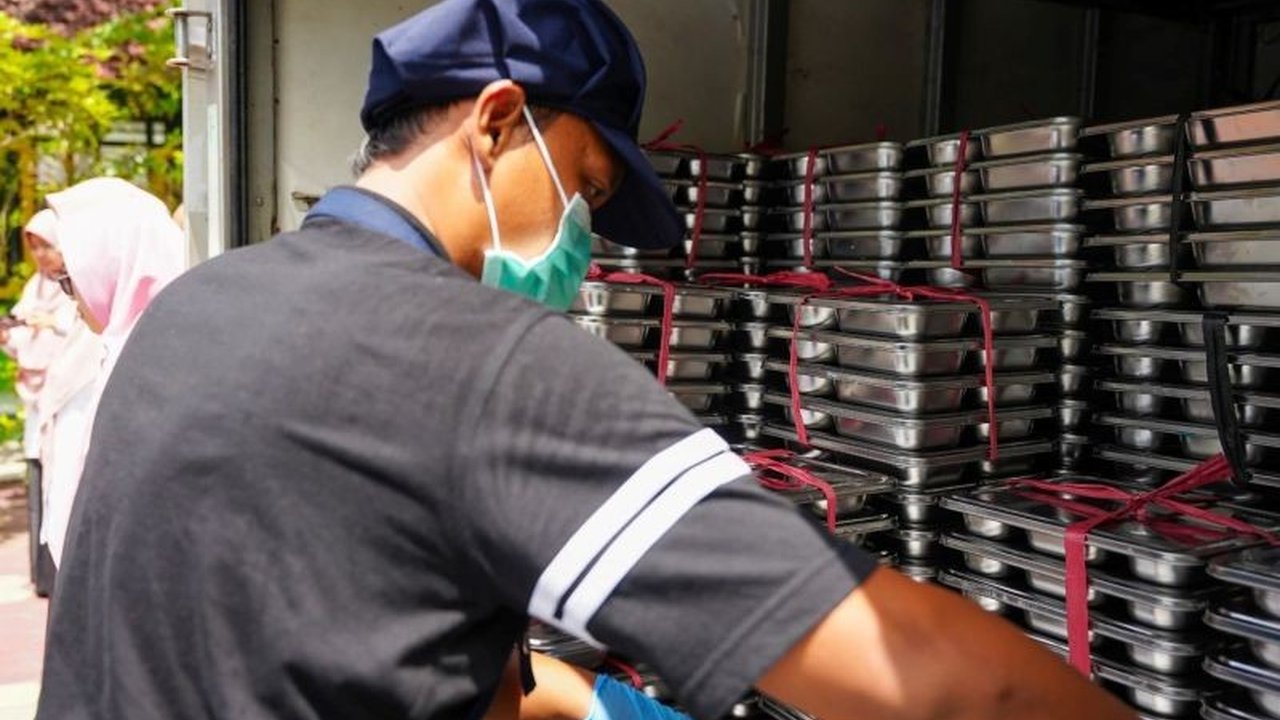 Wali Kota Madiun resmikan dapur sehat ketiga untuk program Makan Bergizi Gratis (MBG), siap melayani ribuan siswa dari berbagai tingkatan sekolah.