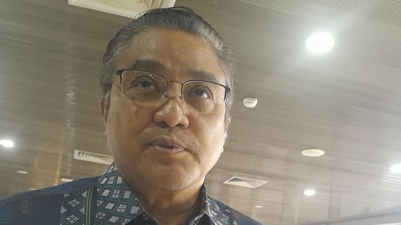 Komisi II DPR RI menyarankan penerapan e-voting tetap sediakan formulir C1 manual sebagai bahan cross-checking dan antisipasi gugatan hasil pemilu.