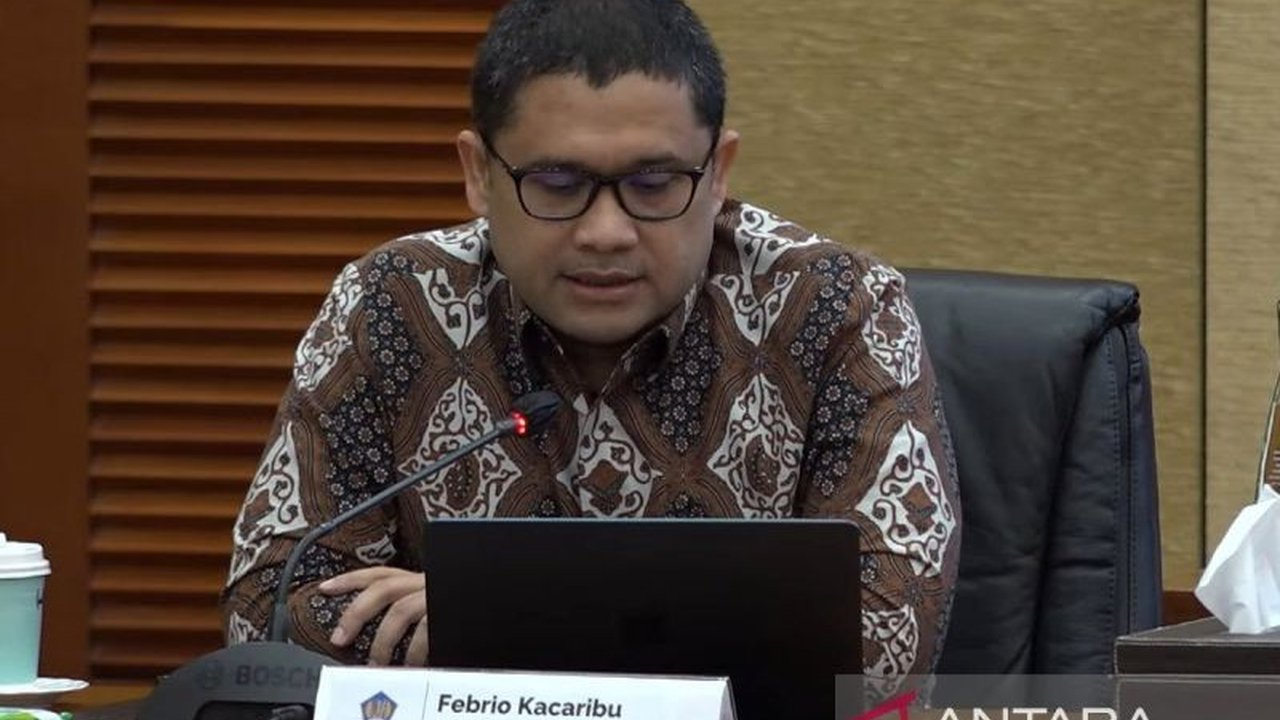 Kementerian Keuangan menyatakan diskon tarif listrik 50 persen berkontribusi pada deflasi Januari 2025, sekaligus mendorong daya beli masyarakat dan aktivitas ekonomi.