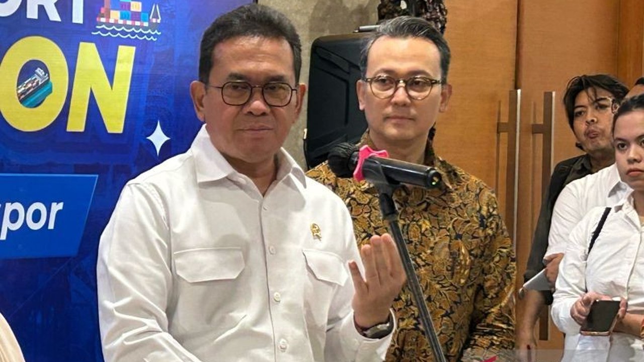 Mendag Budi Santoso menyatakan penetapan pungutan ekspor kelapa bulat terbit pekan ini, diharapkan seimbangkan kebutuhan dalam negeri dan ekspor.