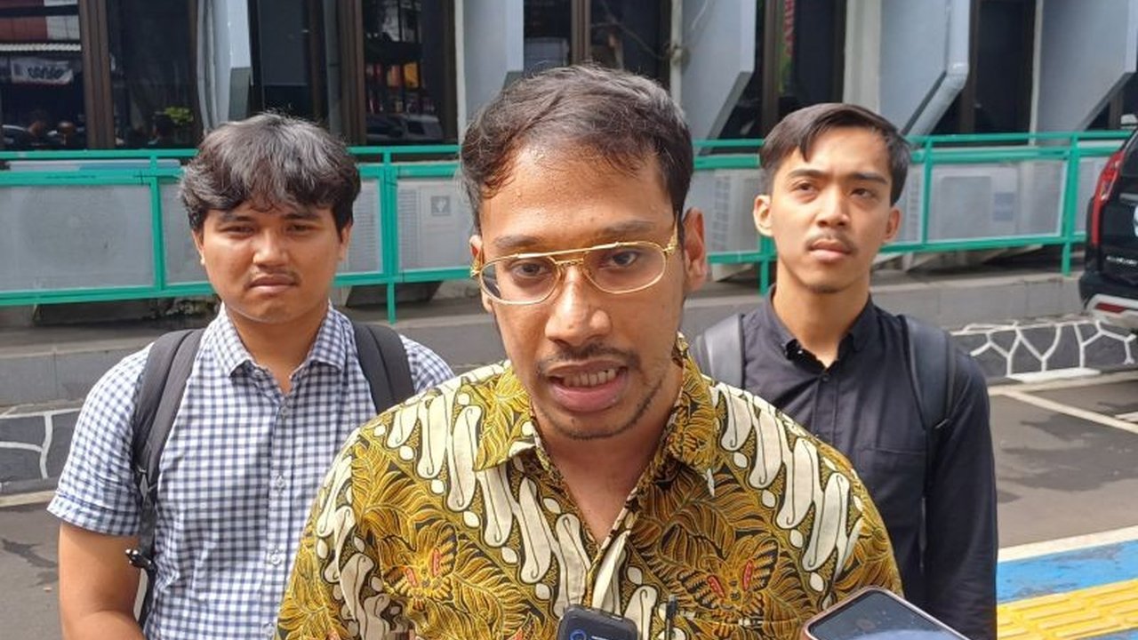 MAS, anak terdakwa kasus pembunuhan ayah dan nenek di Lebak Bulus, ajukan praperadilan terkait sah tidaknya penahanan di PN Jakarta Selatan.