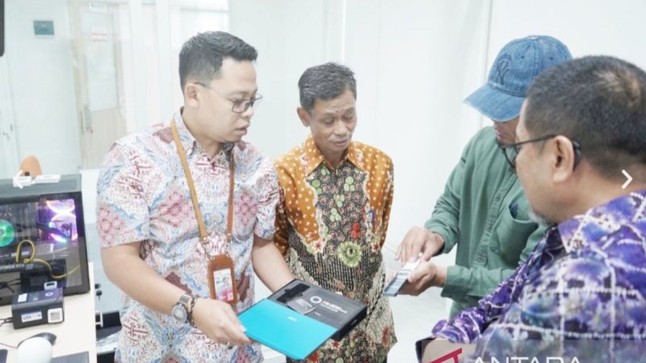 Universitas Lambung Mangkurat (ULM) berupaya menjadikan Laboratorium Terpadu sebagai pusat pengujian terakreditasi dan berkualitas tingkat nasional.