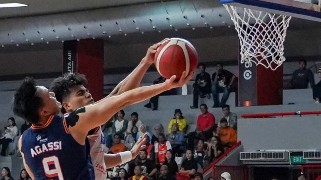 Sapu Bersih Laga, Pelita Jaya Kembali Puncaki Klasemen IBL 2025!