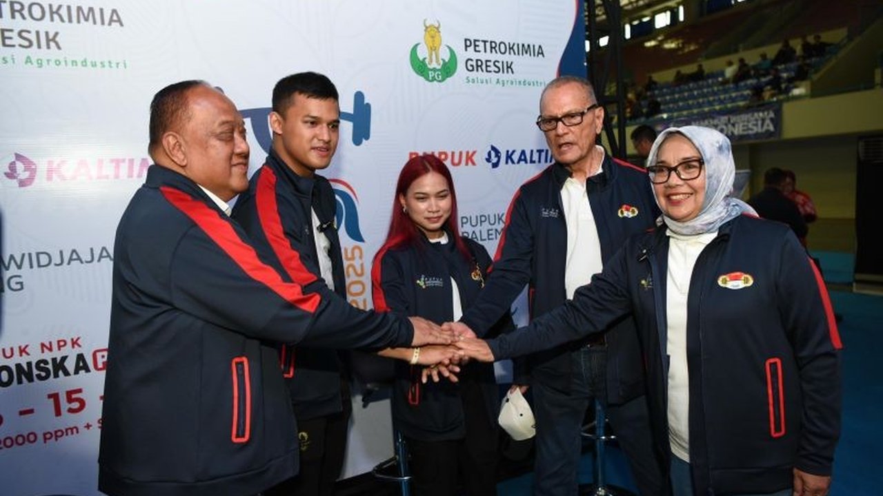 Konsistensi prestasi angkat besi Indonesia di kancah internasional tak lepas dari dukungan pemerintah melalui Pupuk Indonesia, yang berkolaborasi dalam pembinaan dan regenerasi atlet.