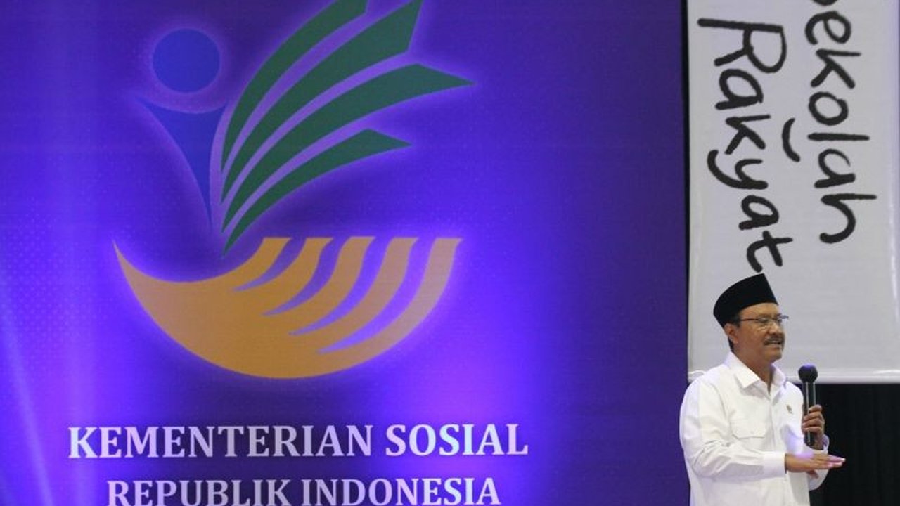 Mensos Saifullah Yusuf menargetkan Sekolah Rakyat dapat menampung lebih dari 10 ribu siswa dari keluarga kurang mampu di seluruh Indonesia.