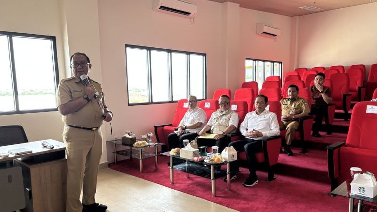 Menteri LHK meminta Pemprov DKI Jakarta segera mempercepat pengoperasian RDF Plant Rorotan untuk mengatasi masalah sampah di wilayah Jakarta.