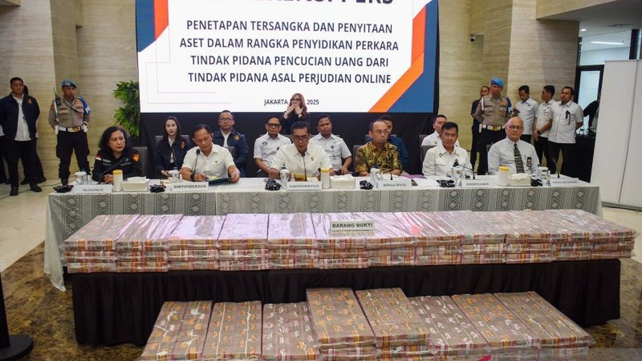 Direktur Celios soroti pentingnya teknologi anti-judi online pada sistem pembayaran digital untuk membendung transaksi ilegal dan lindungi masyarakat.