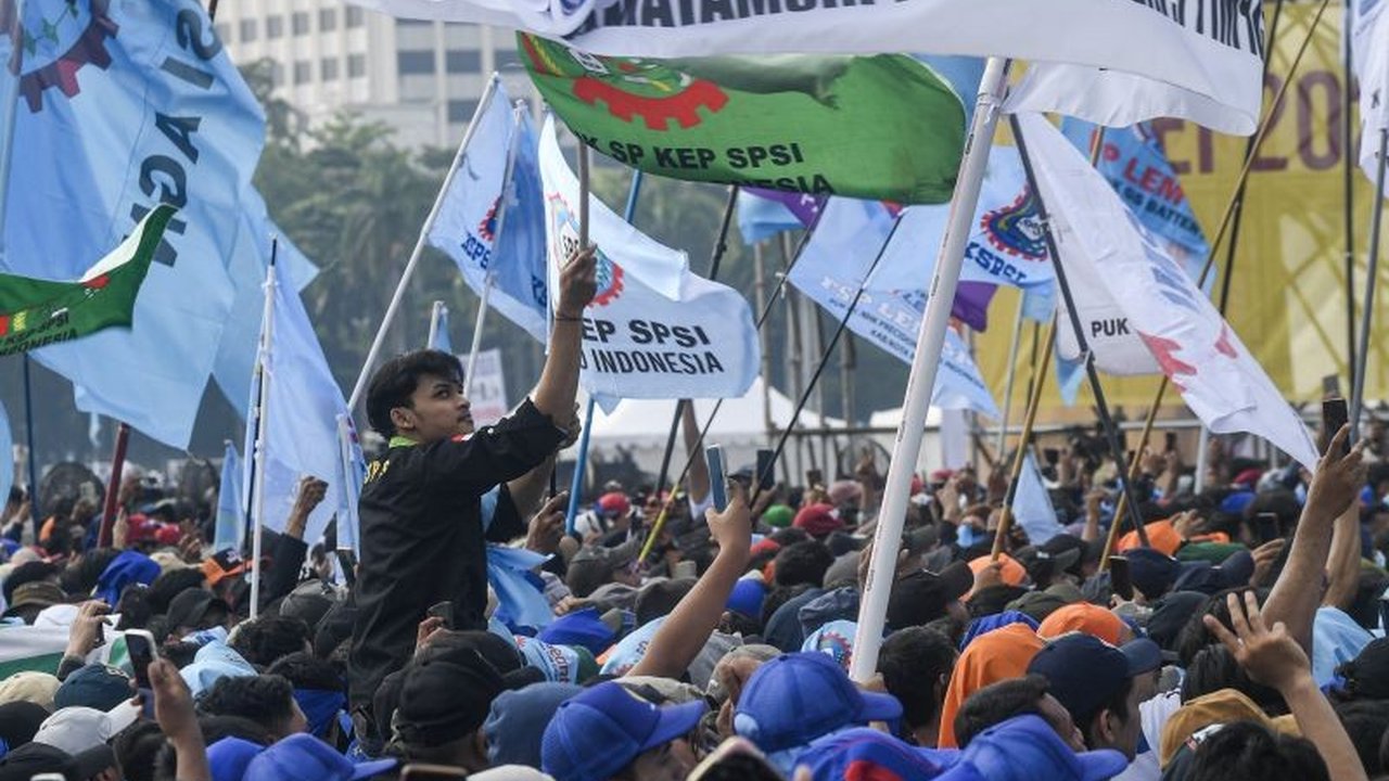 Kementerian Ketenagakerjaan (Kemnaker) terus mematangkan pembentukan Satgas PHK sebagai langkah strategis menekan angka pemutusan hubungan kerja di Indonesia.