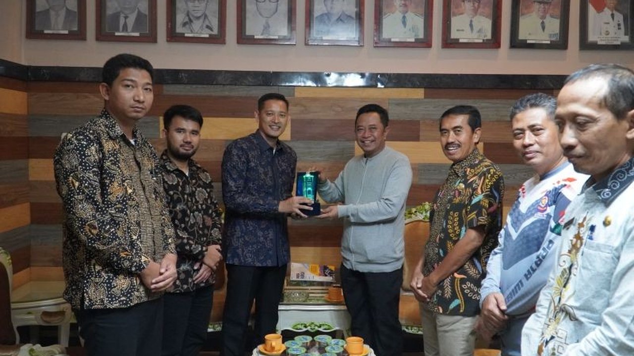 PLN UP3 Situbondo perkuat sinergi dengan Pemkab Bondowoso demi sukseskan program Bondowoso Menyala melalui peningkatan infrastruktur kelistrikan.