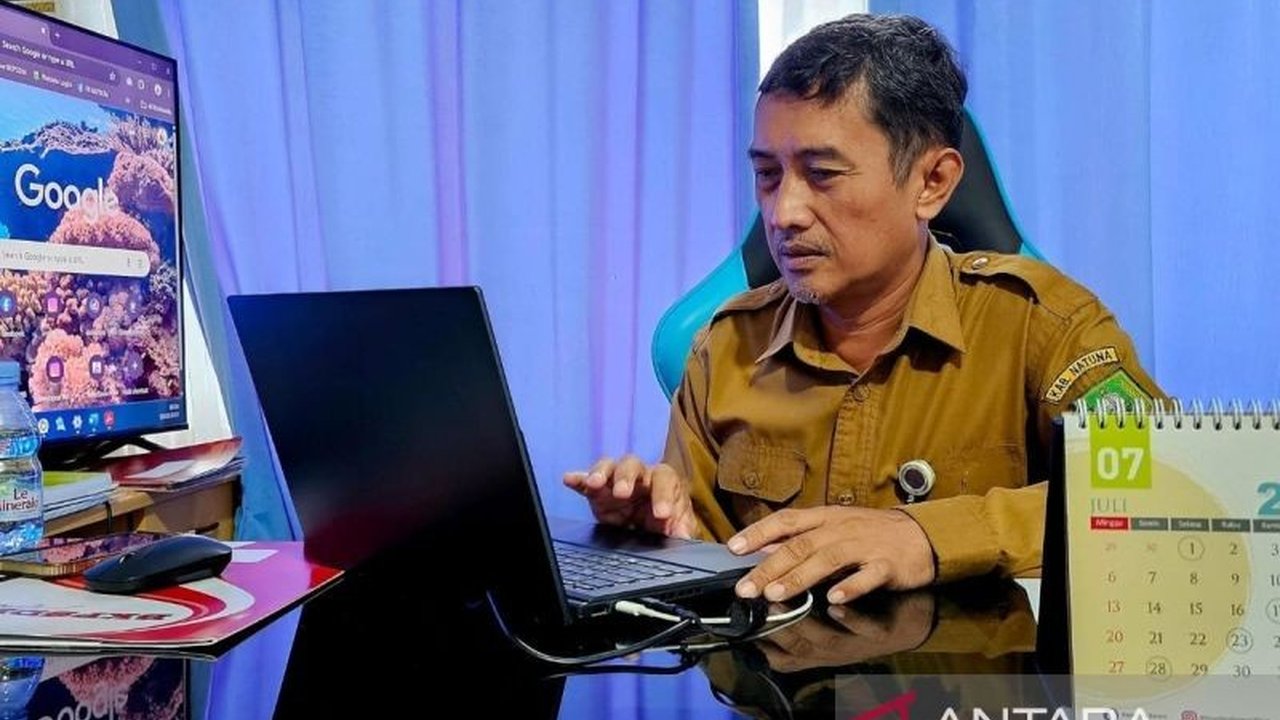 Pemkab Natuna bentuk tim khusus telusuri ASN yang tidak masuk kerja berbulan-bulan tanpa keterangan, ancaman sanksi hingga pemberhentian menanti.