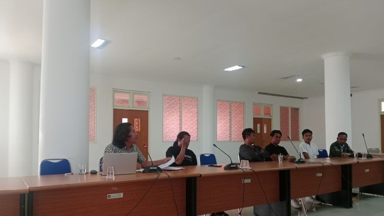 Alokasi DBHCHT Lombok Tengah 2025 sesuai PMK 72/2024, buruh tani tembakau mendesak Pemda membuat regulasi yang berpihak pada petani tembakau.