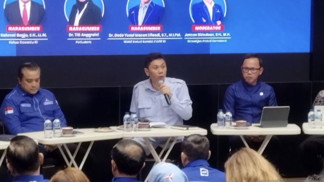 AHY perintahkan kader Demokrat untuk aktif mendorong pembahasan revisi UU Pemilu agar menghasilkan sistem pemilu yang lebih baik dan matang.