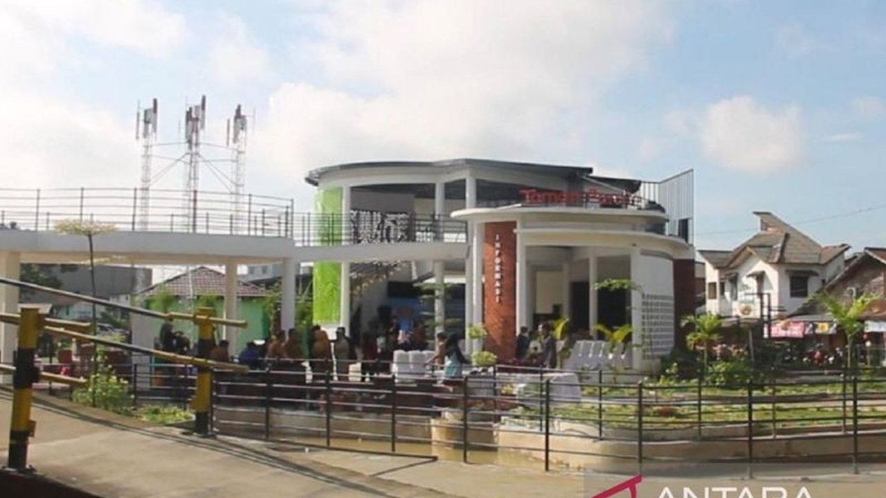 Taman Para'an di Samarinda menjadi ruang publik berketahanan iklim pertama, dirancang untuk membantu masyarakat menghadapi tantangan perubahan cuaca.