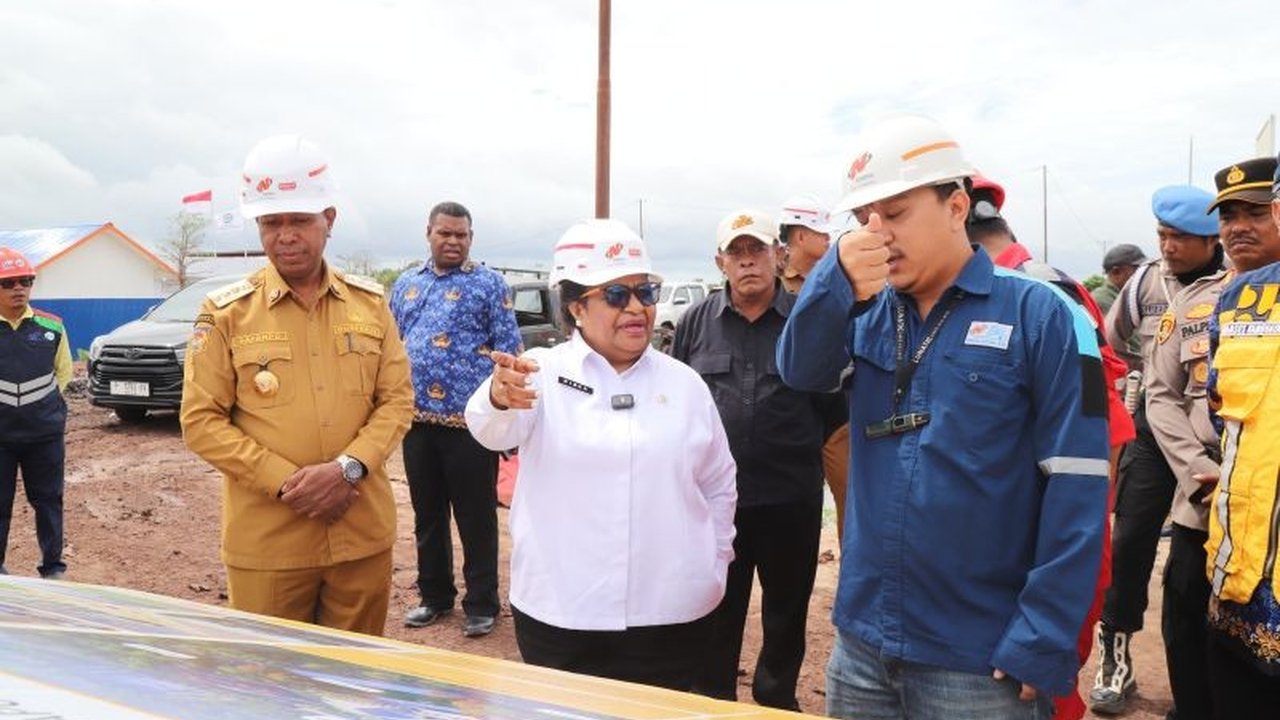 Wamendagri Ribka Haluk kunjungi Merauke tinjau pembangunan Papua Selatan sebagai komitmen pemerintah pusat dalam mewujudkan visi Indonesia Emas 2045.