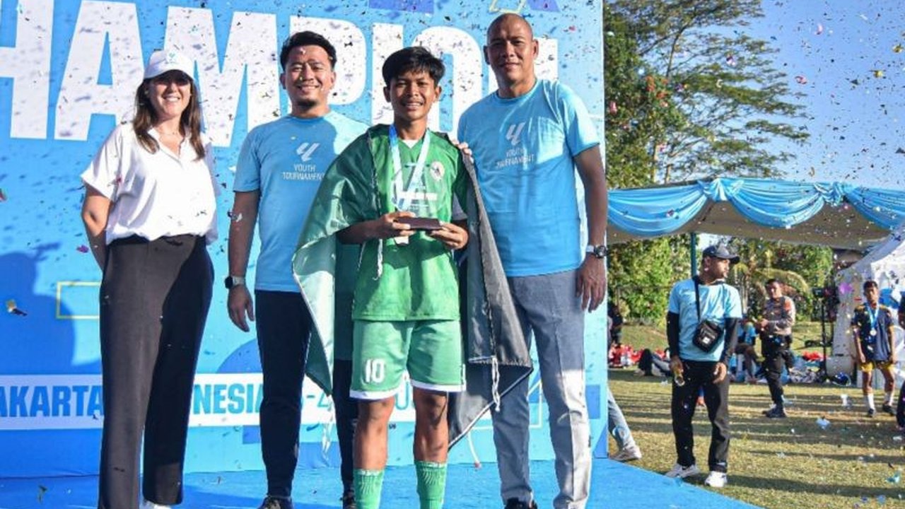 Farrel Luckyta Widodo, pemain terbaik LALIGA Youth Tournament Indonesia 2024, dikirim ke Girona FC untuk berlatih dan mengembangkan bakatnya.