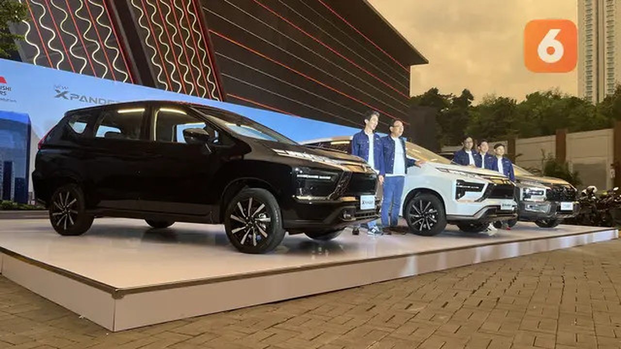 Mitsubishi Luncurkan New Xpander dan Xpander Cross  (Liputan6.com/Raden Trimutia Hatta)