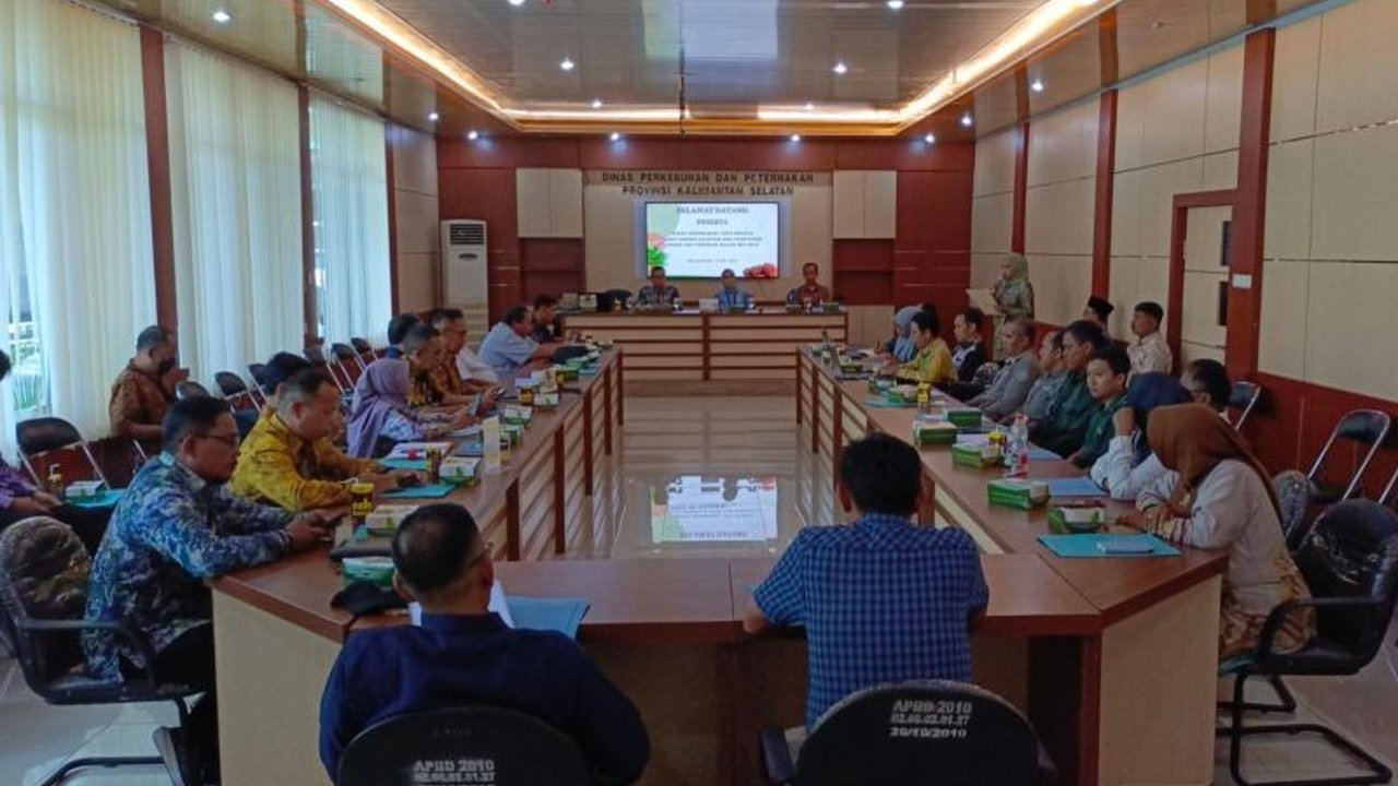 Disbunnak Kalsel menetapkan harga inti sawit sebesar Rp12.166,44 per kg, naik 6,22 persen, tertinggi pada usia tanaman 10–20 tahun sebesar Rp3.404,07.