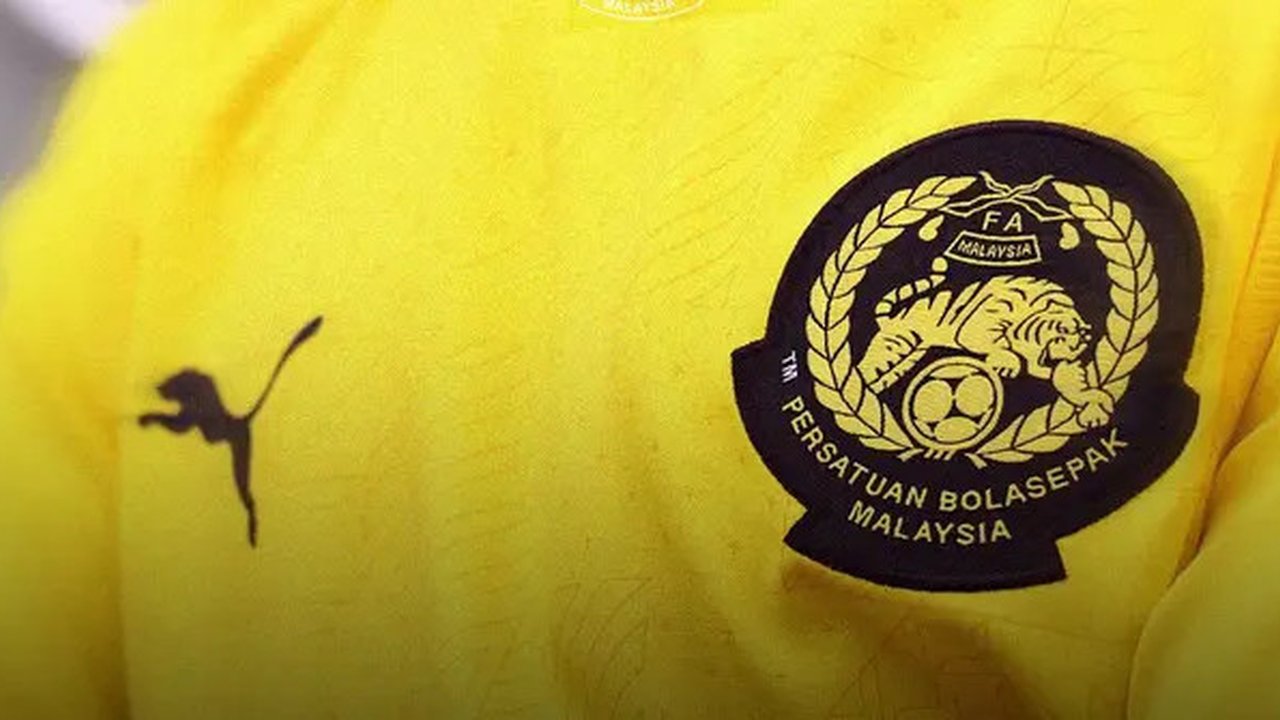 Ilustrasi Asosiasi Sepak Bola Malaysia (FAM), Timnas Malaysia. (Bola.com/ X FA Malaysia)