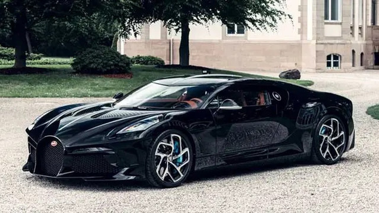 Bugatti La Voiture Noire akhirnya selesai diproduksi setelah 2 tahun