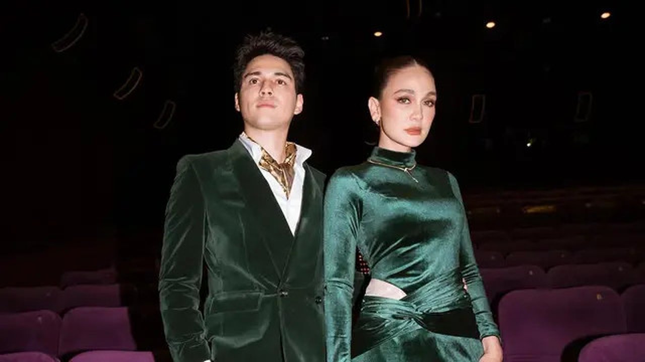 Pasangan Maxime Bouttier dan Luna Maya menyapa langsung penonton film terbaru mereka, Gundik. Kehadiran pengantin baru ini menyita perhatian publik. (Foto: Dok. Instagram @lunamaya)