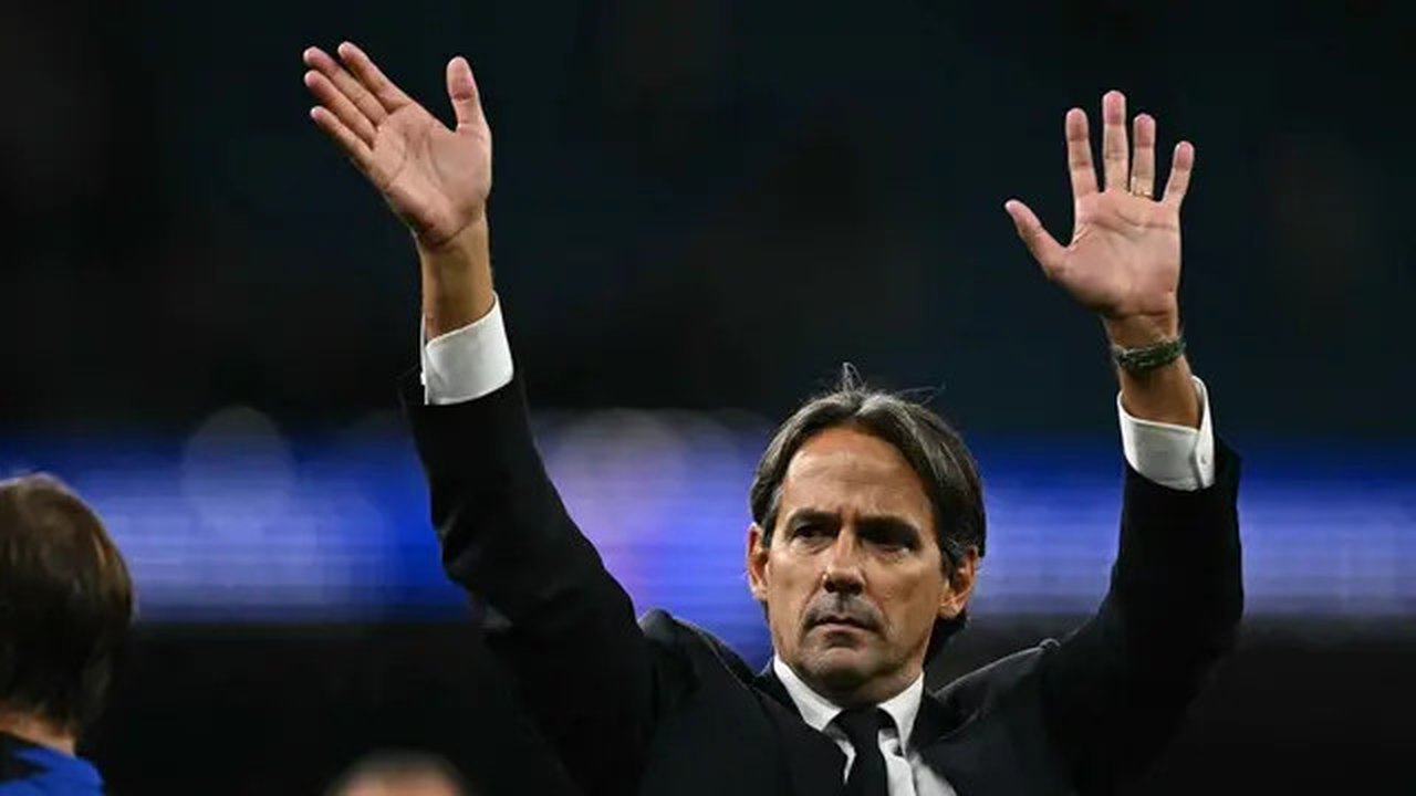 Pelatih Inter Milan, Simone Inzaghi. (AFP/Paul Eliis)