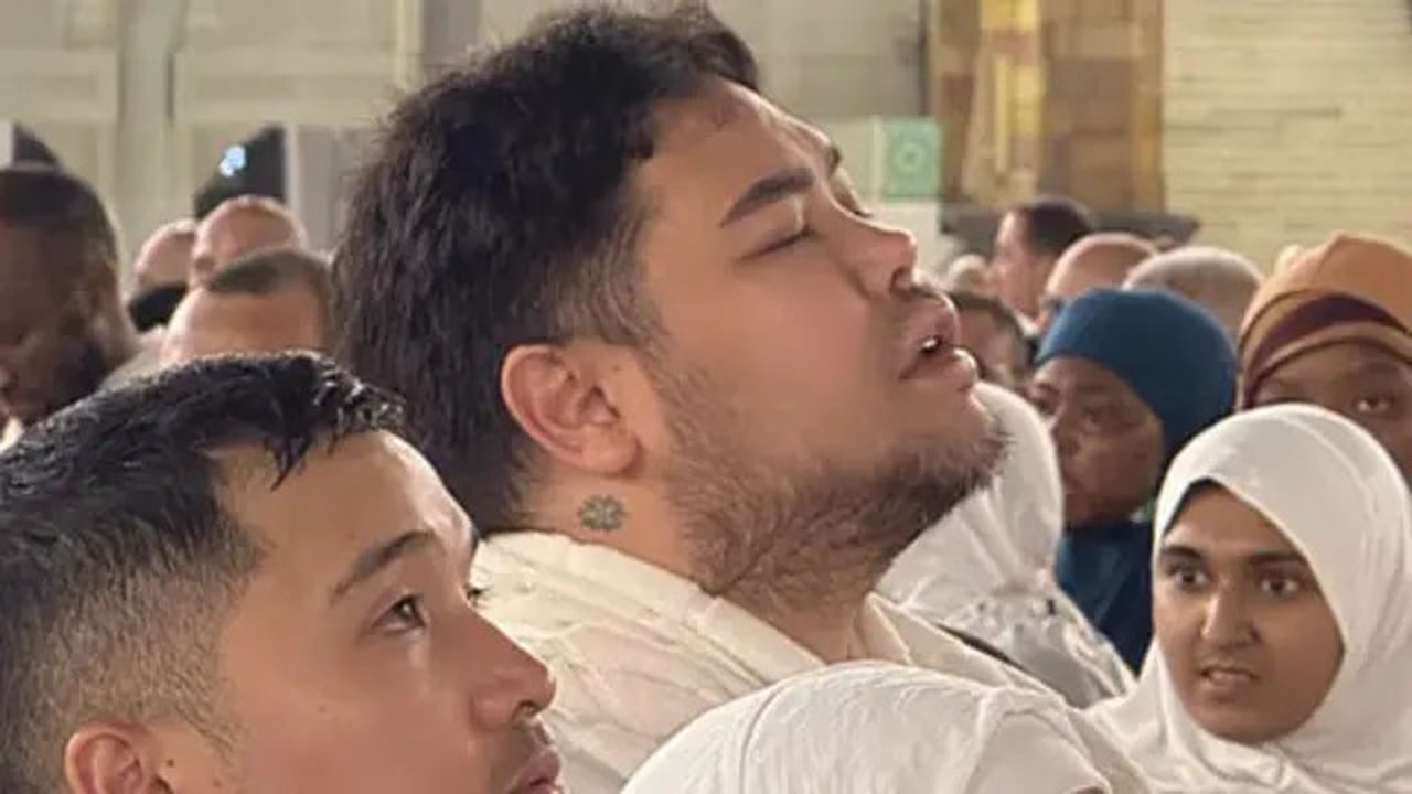 Potret Ivan Gunawan di Depan Kabah (instagram.com/ivan_gunawan)