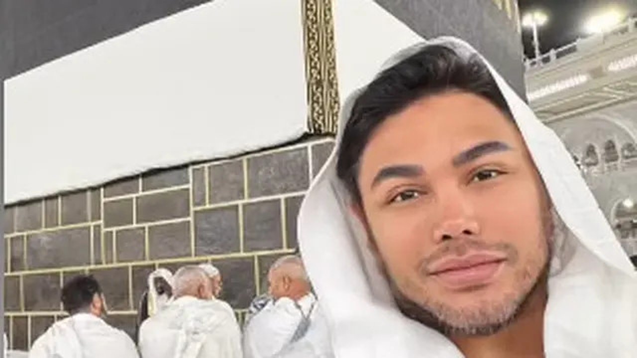 Potret Ivan Gunawan Ibadah Haji 2025 (Sumber: IG/ivan_gunawan)