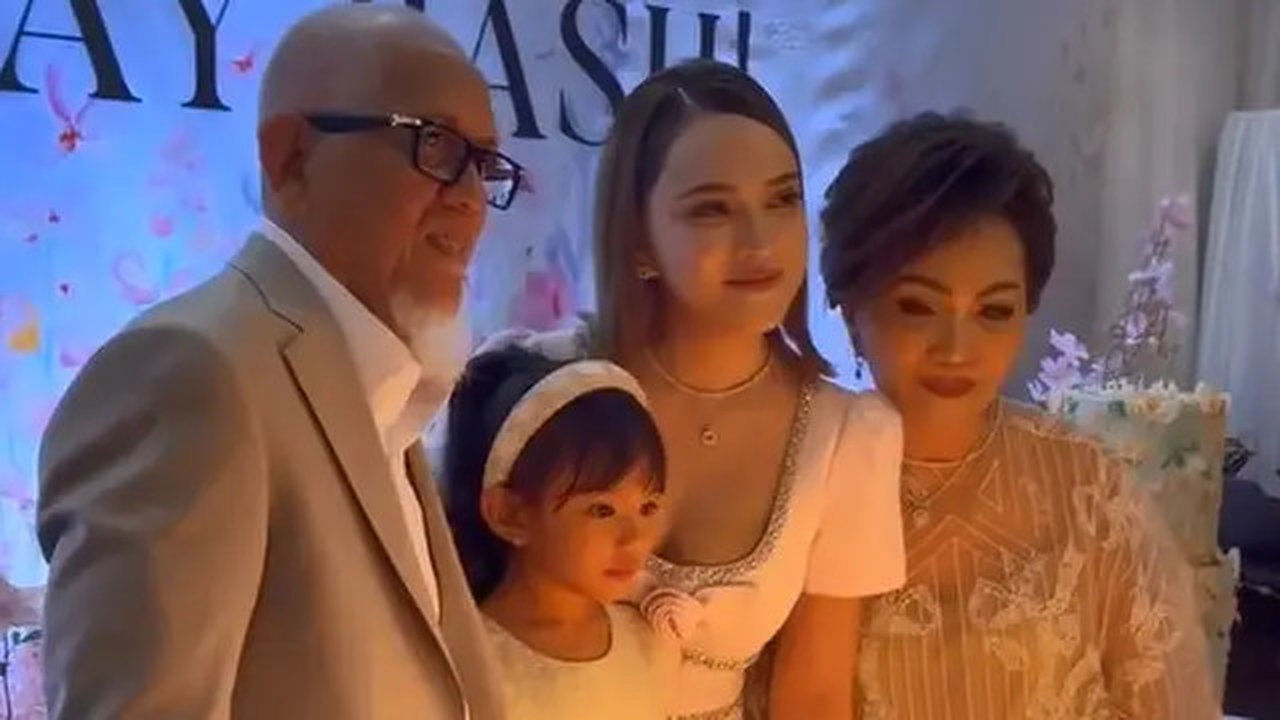 Perayaan ulang tahun Shandy Aulia (Instagram/@ashanty_ash)