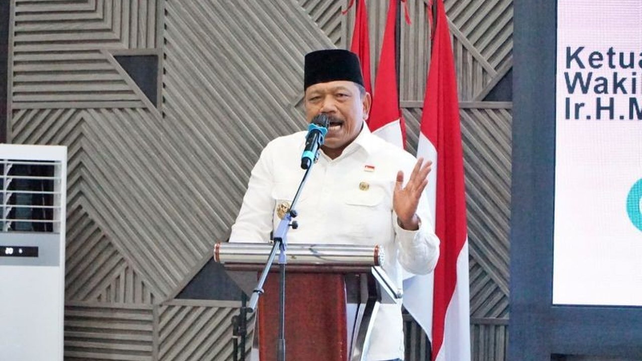 Wakil Gubernur Bengkulu Mian tegaskan program Makan Bergizi Gratis (MBG) Presiden Prabowo Subianto adalah solusi efektif tekan stunting. Simak dampaknya!
