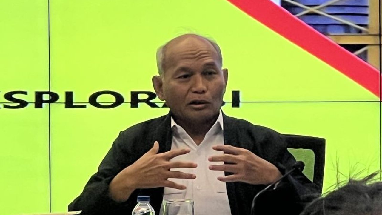 SKK Migas memastikan Blok Tuna akan digarap oleh perusahaan migas Rusia, Zarubezhneft, di tengah tantangan geopolitik yang kompleks. Simak selengkapnya!