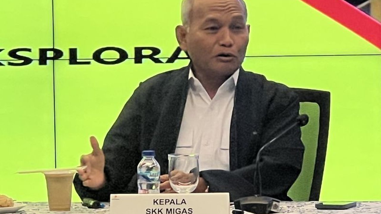 SKK Migas mengungkapkan bahwa perusahaan energi raksasa AS, Chevron, tengah menjajaki potensi lapangan migas raksasa di Indonesia. Akankah investasi besar ini terwujud?