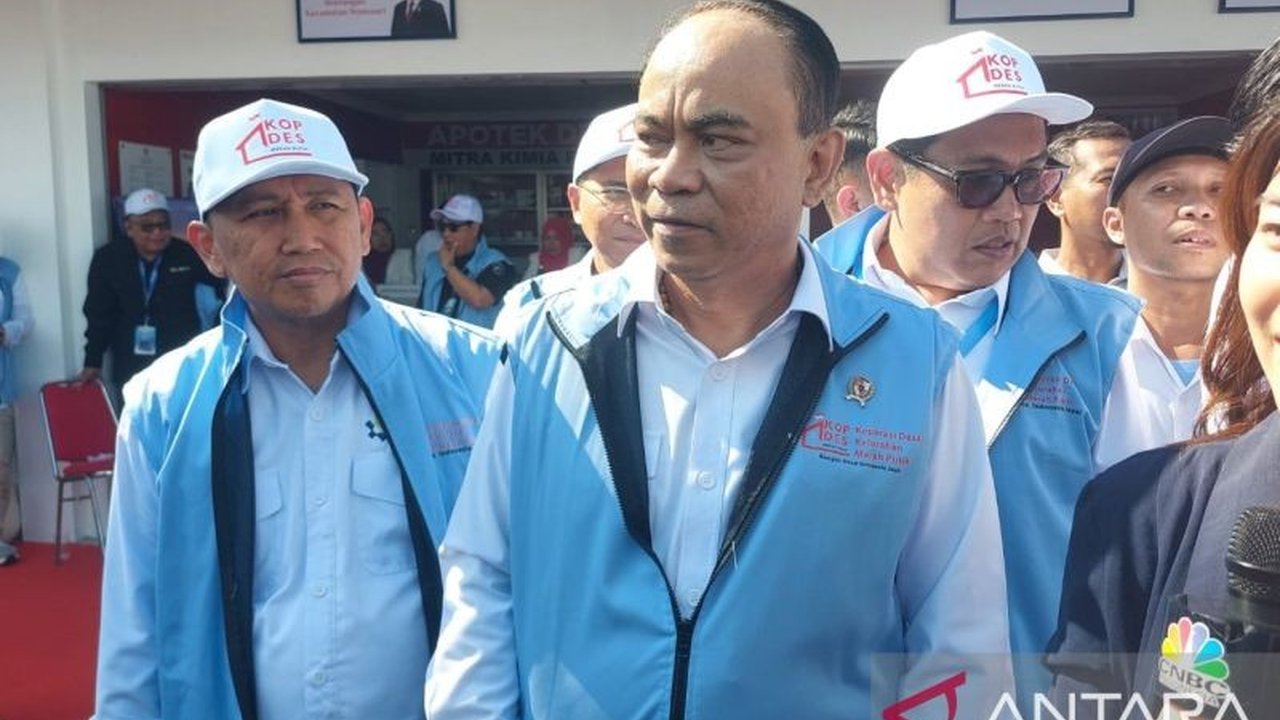 Menteri Koperasi Budi Arie Setiadi menekankan pentingnya partisipasi masyarakat dalam keberhasilan Kopdes Merah Putih. Apa peran krusial masyarakat dalam program ini?