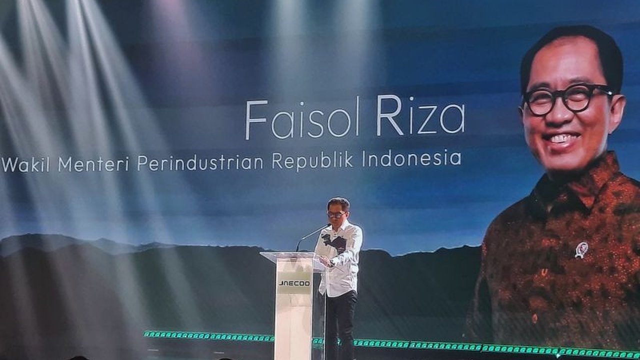 Wakil Menteri Perindustrian Faisol Riza mendesak industri nasional manfaatkan peluang tarif impor 19 persen dari AS, hasil negosiasi Presiden Prabowo. Ini kesempatan emas!