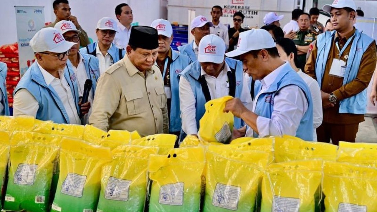 Koperasi Merah Putih di Klaten resmi diluncurkan! Akankah koperasi ini mampu mengatasi masalah barang kebutuhan yang langka dan mahal bagi warga desa?