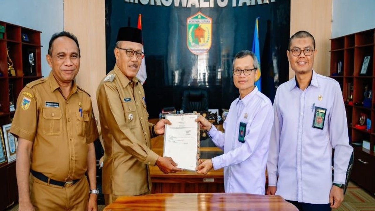 Pemerintah Kabupaten Morowali Utara dan PN Poso meneken kesepakatan penting terkait pelaksanaan sidang di tempat, upaya mendekatkan pelayanan hukum dan keadilan bagi masyarakat.