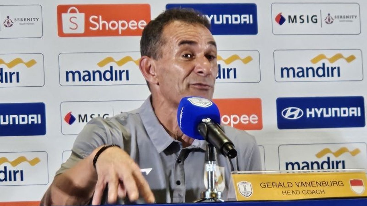 Pelatih Gerald Vanenburg akui laga Timnas U-23 Indonesia melawan Malaysia di Piala ASEAN U-23 2025 sangat ketat. Apa yang menjadi sorotan utama sang pelatih?