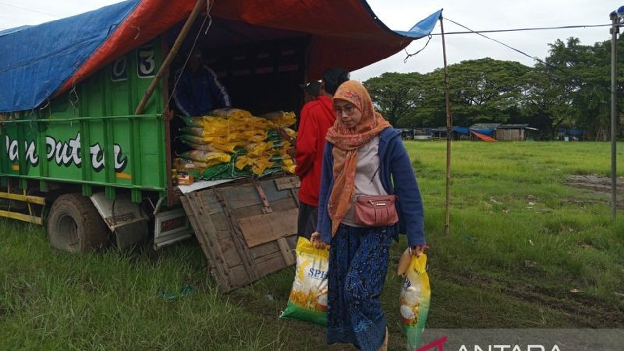 Pemerintah Kota Cirebon kembali menggalakkan Gerakan Pangan Murah Cirebon, menyalurkan beras SPHP dan komoditas lain untuk menjaga stabilitas harga dan daya beli masyarakat.