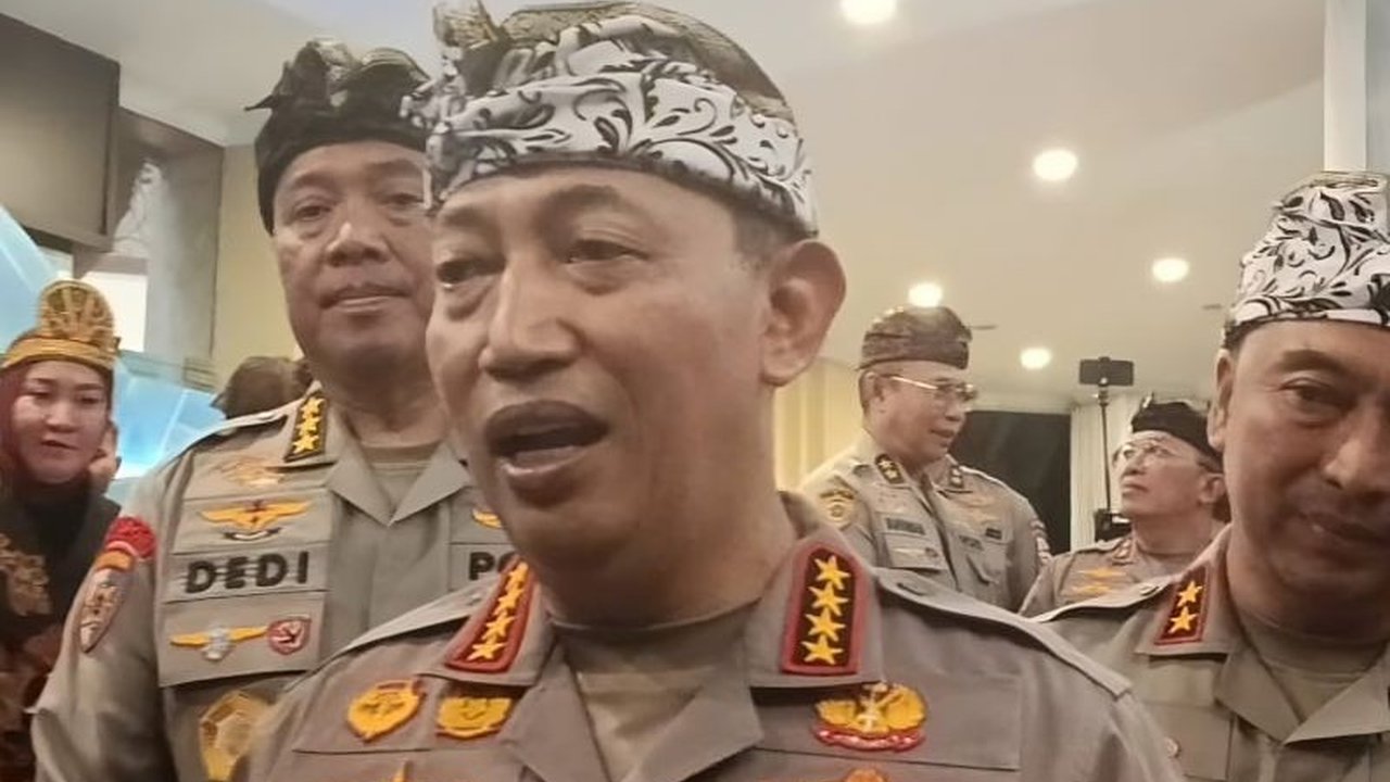 Kapolri Jenderal Listyo Sigit Prabowo menegaskan komitmennya menindak tegas pengoplos beras, mengikuti arahan langsung dari Presiden Prabowo Subianto. Siapakah mereka?