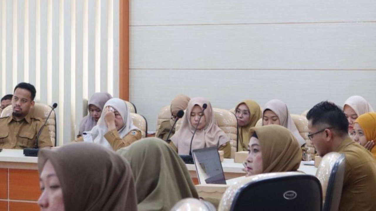 Disperkim Kalsel membekali Aparatur Sipil Negara (ASN) dengan pengetahuan tentang kebijakan dan Pencegahan Korupsi ASN, mengungkap dua faktor utama penyebabnya.