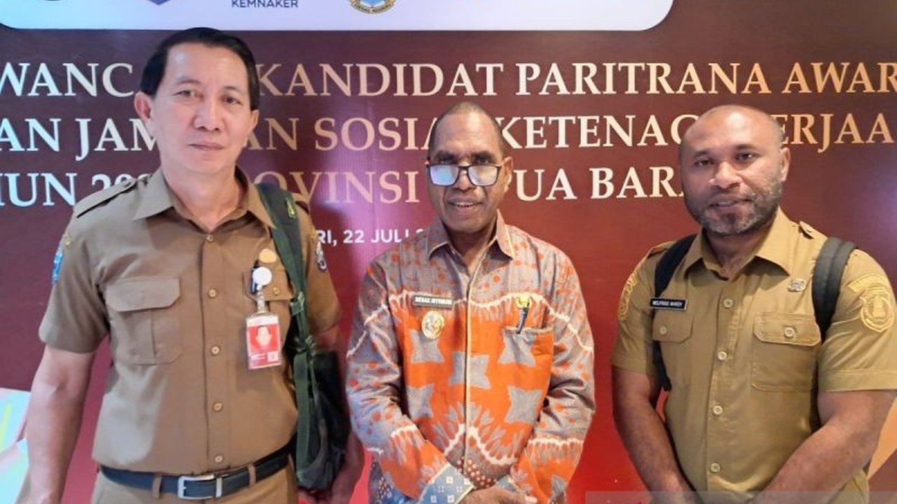 Pemerintah Kabupaten Manokwari Selatan berkomitmen melindungi pekerja rentan dengan mendaftarkan 12.232 ke Jamsostek. Apa saja manfaat yang mereka dapatkan?