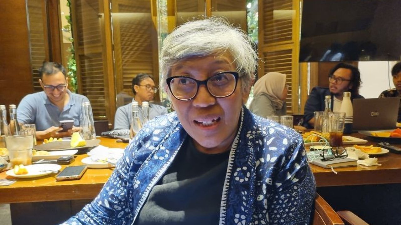 Penelitian Nexus3 Foundation mengungkap Polutan Organik Persisten (POP) menurunkan kualitas sperma pria muda, bahkan setara kakek-kakek. Apa dampaknya?