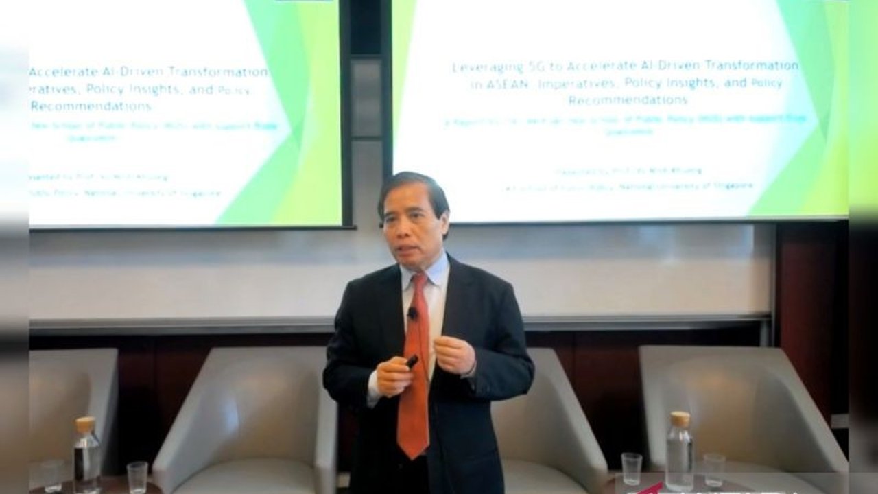 Riset terbaru mengungkap sinergi 5G dan AI berpotensi meningkatkan ekonomi ASEAN secara signifikan, bahkan mengubah status negara berkembang menjadi maju. Simak potensi luar biasanya!